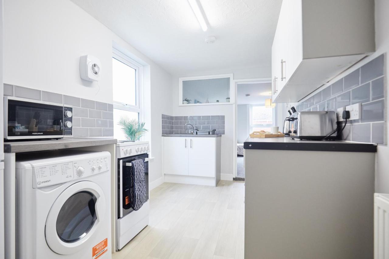 Homely - Great Yarmouth Beach Apartments Екстериор снимка